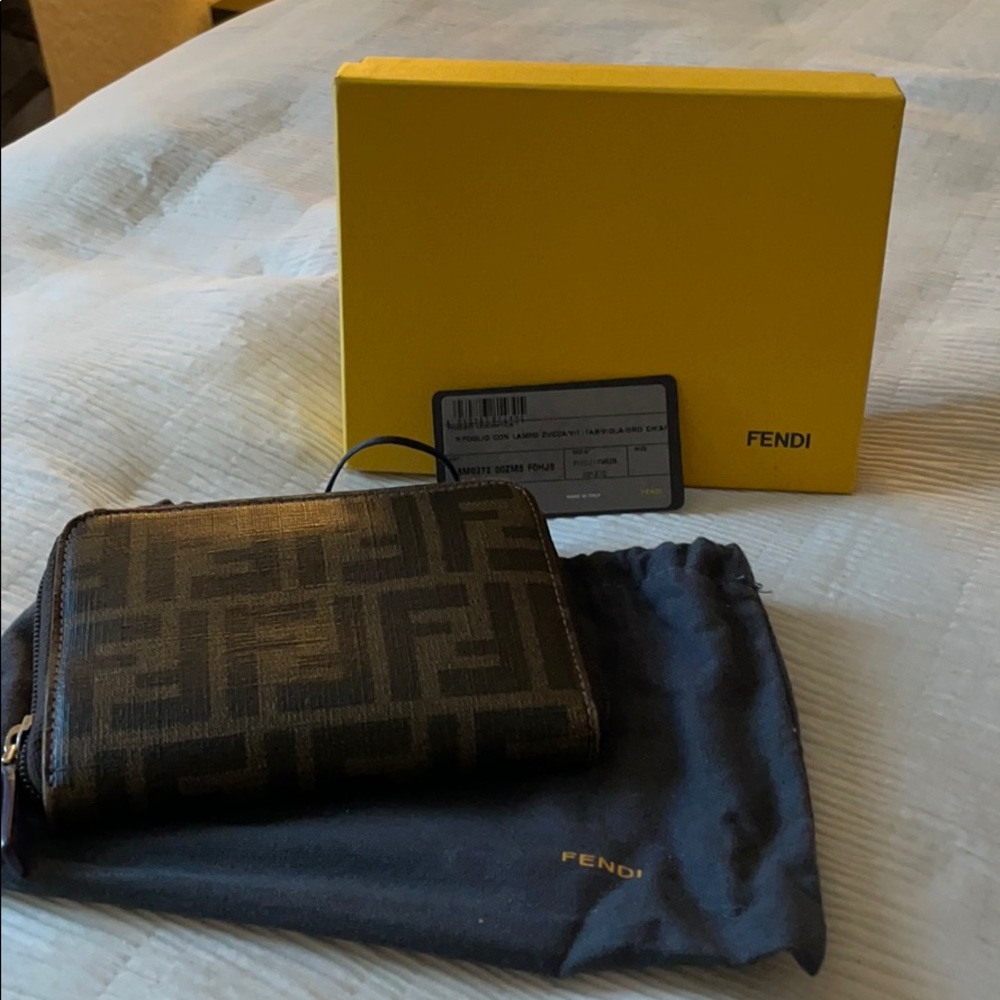 Fendi zip wallet